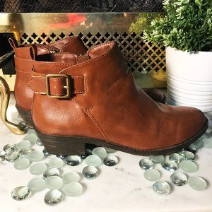 Rich mahogany brown w/ brass buckles ankle boots sz. 7